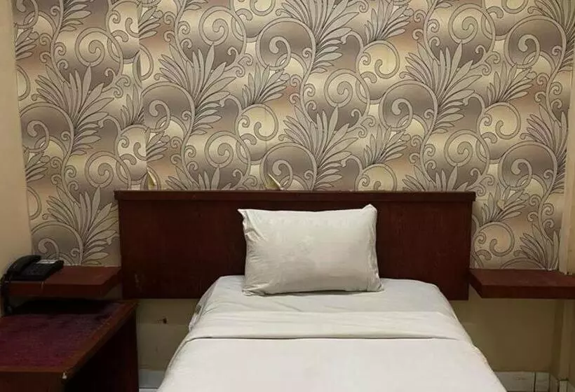Capital O 93285 Residence Hotel Syariah