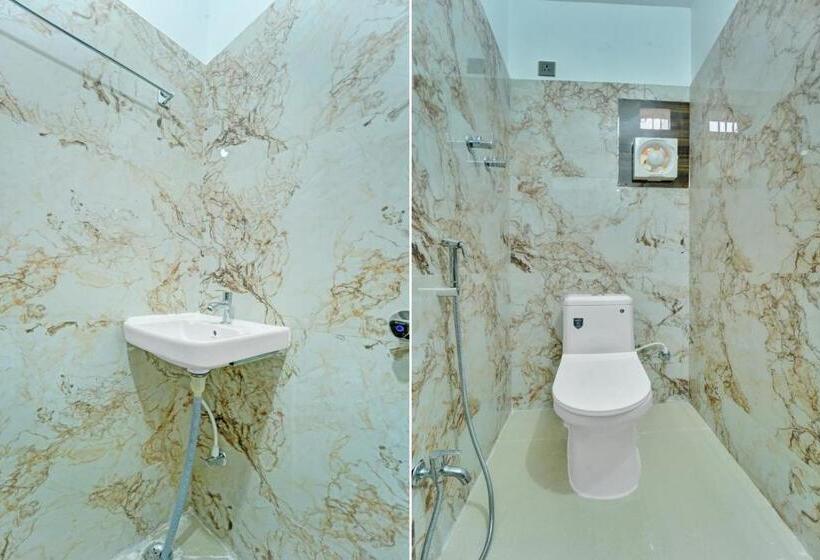 Oyo Flagship Hotel R P Royal