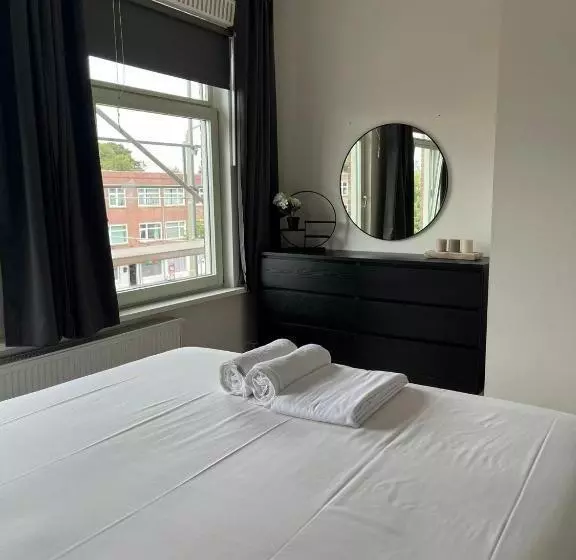 ペンション Cosy Apartment In The Hague!