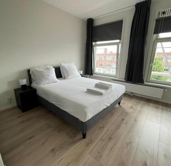پانسیون Cosy Apartment In The Hague!