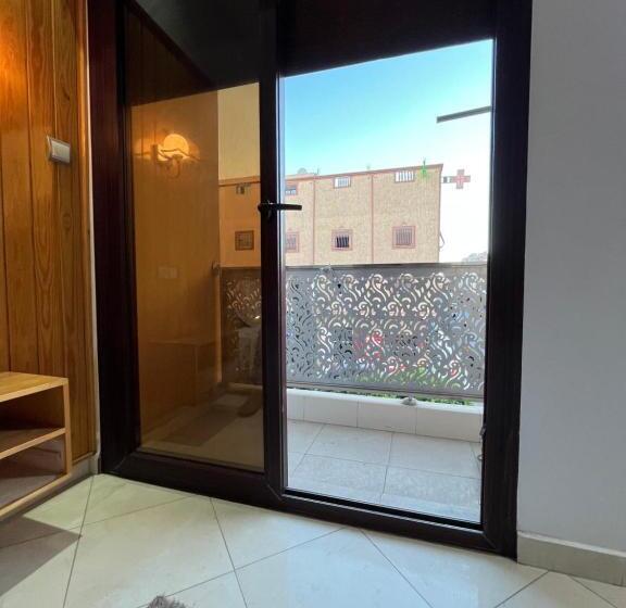 Pensjonat Four Seasons Residency