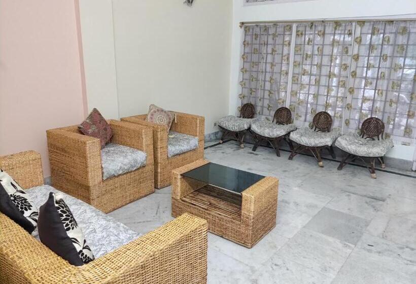 ペンション Gitali’s Homestay