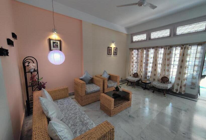 ペンション Gitali’s Homestay