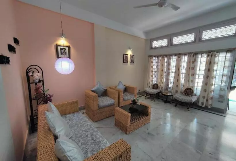 ペンション Gitali’s Homestay