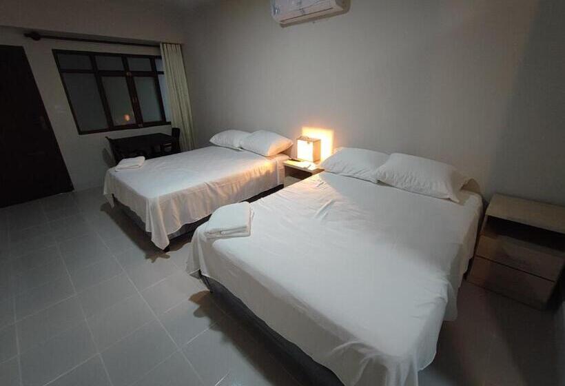 پانسیون Amaca Hostal