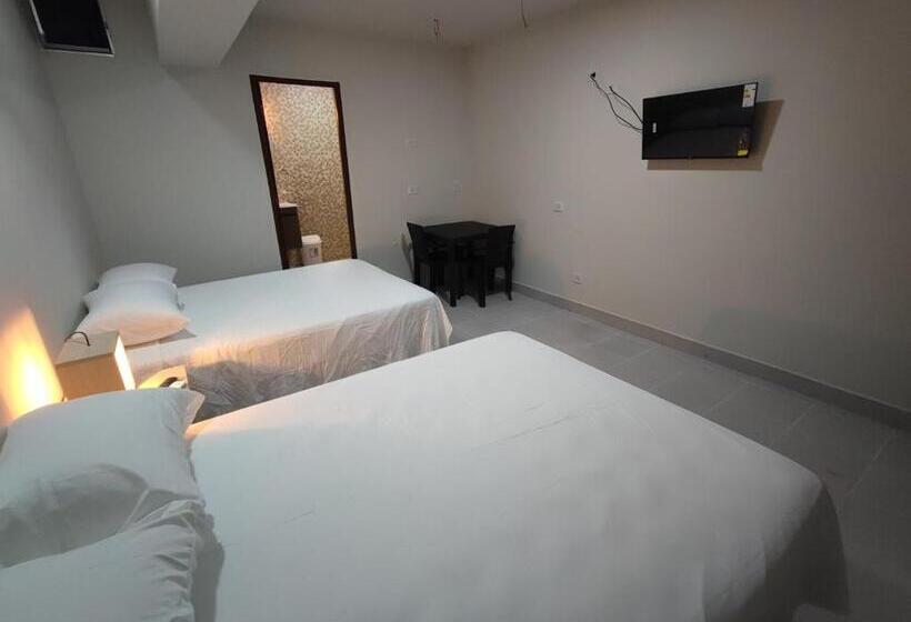 پانسیون Amaca Hostal