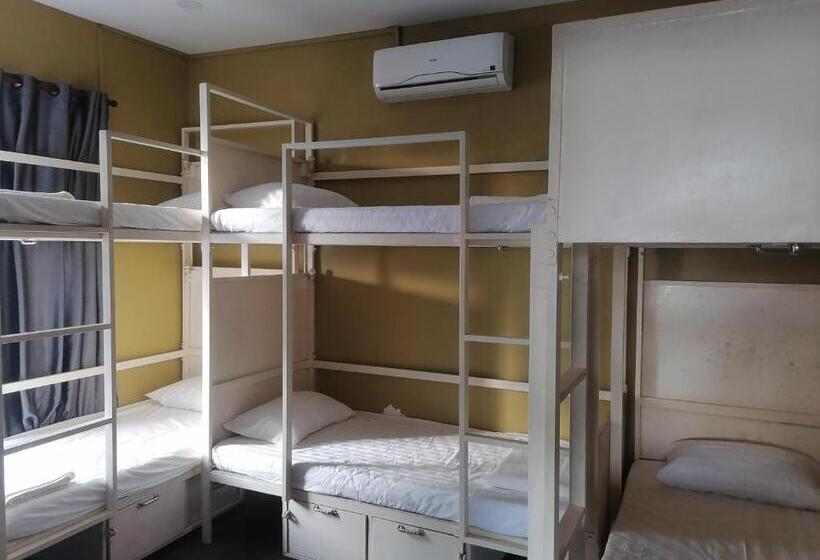 ペンション Jack S Guesthouse