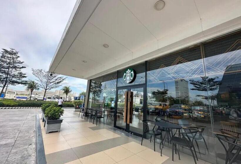 Shore 2 Residences   2 Full Double Bed Size