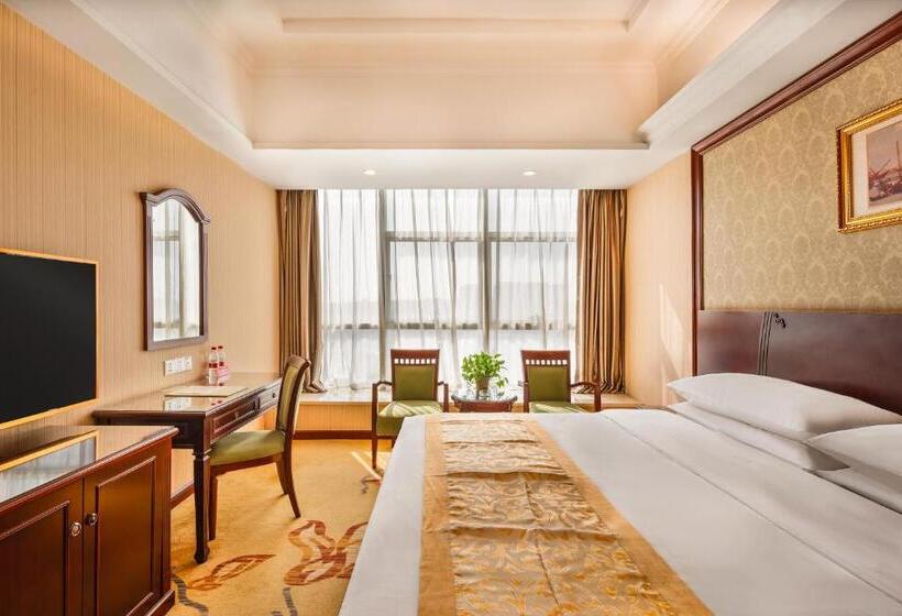 Vienna Hotel Shenzhen International Airport