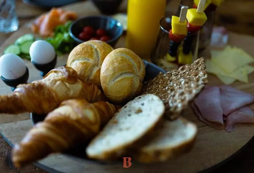 ベッドアンドブレックファースト B En B De Jufferswaard