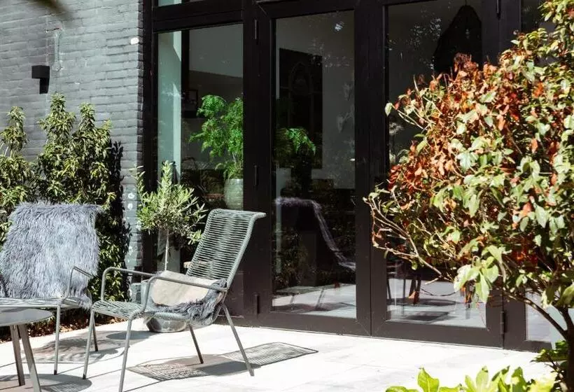 ベッドアンドブレックファースト B En B De Jufferswaard