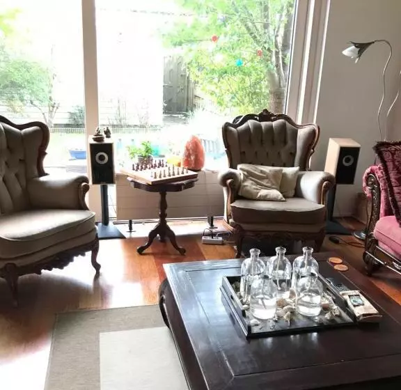 تختخواب و صبحانه Great House For Two In Amsterdam