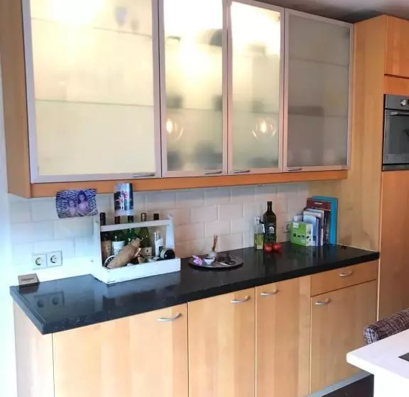 تختخواب و صبحانه Great House For Two In Amsterdam