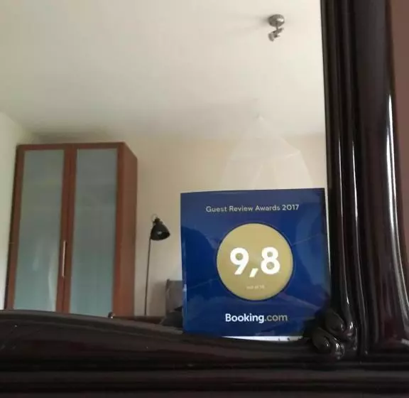 تختخواب و صبحانه Great House For Two In Amsterdam