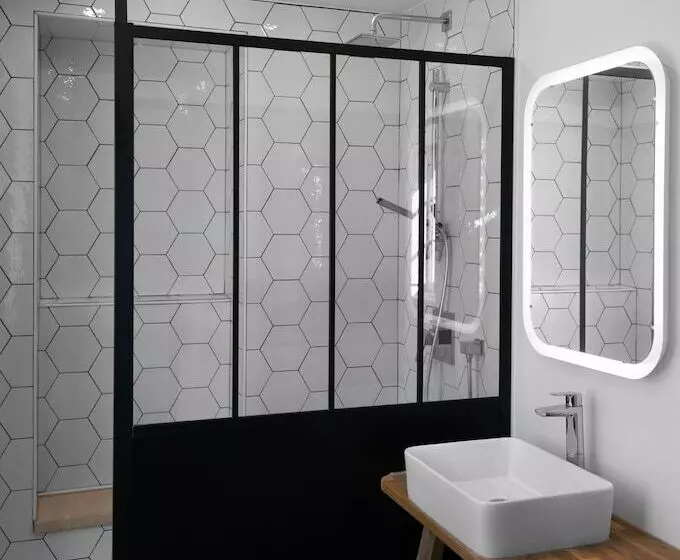 Aamiaismajoitus (B&B) Le Clocher De La Duchesse