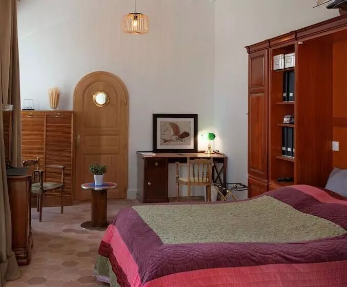 Aamiaismajoitus (B&B) Le Clocher De La Duchesse