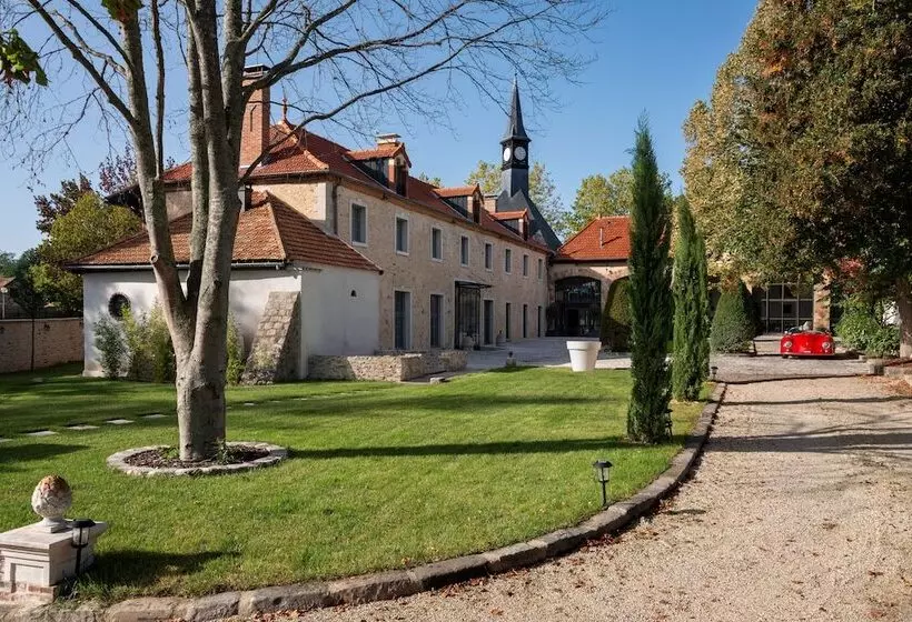 Aamiaismajoitus (B&B) Le Clocher De La Duchesse