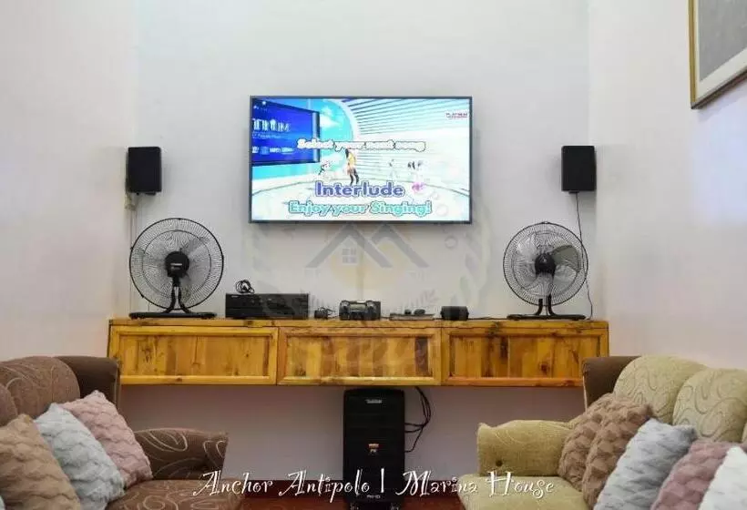 ベッドアンドブレックファースト Marina House  Owner S Cabin