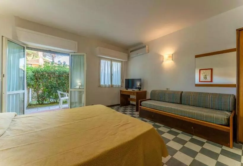 Giannella Beach Residence Apartment