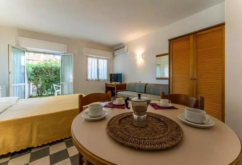 Giannella Beach Residence Apartment