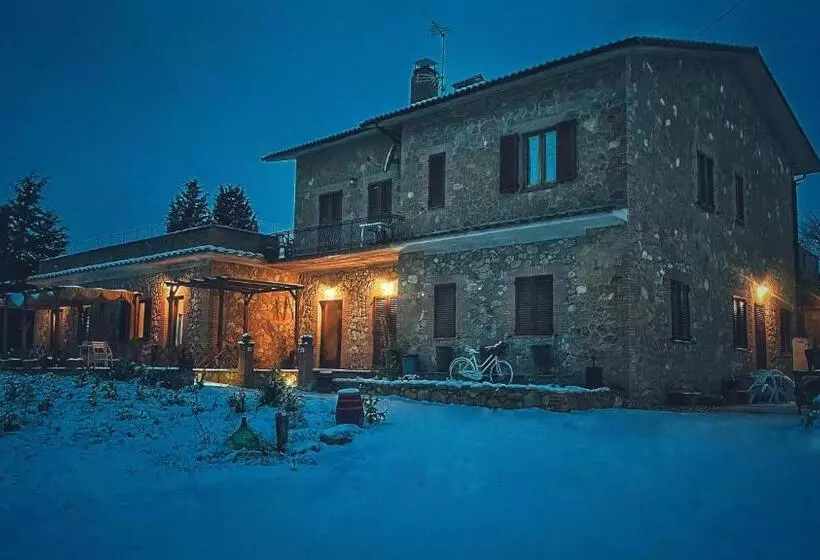 ホテル Agriturismo Il Casato Mag Il Vaglio