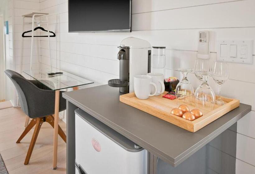 هتل Boutique Room Steps From Downtown Mall Rose Jean Room 4