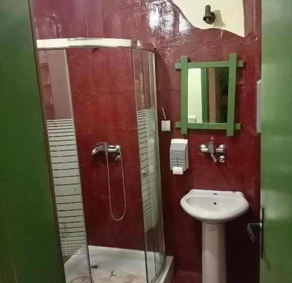 ホテル Bumbar Etno Dvorac