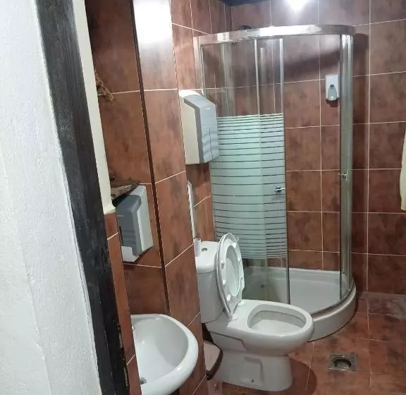 ホテル Bumbar Etno Dvorac