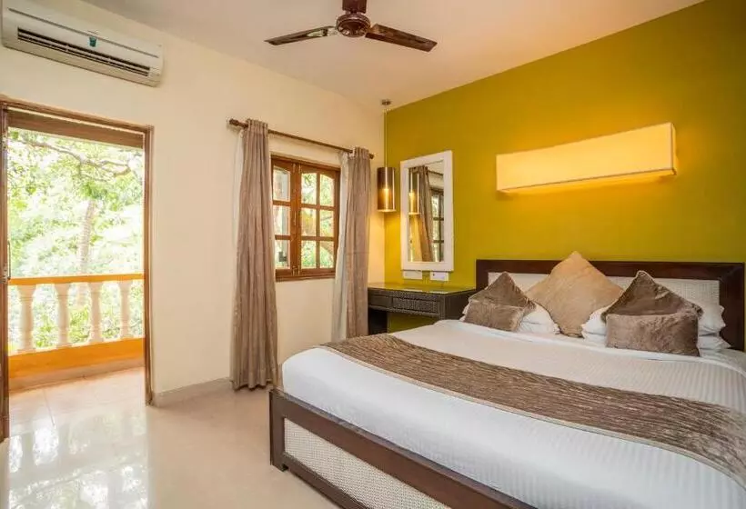 Hotel Coco Goa By Ronne S