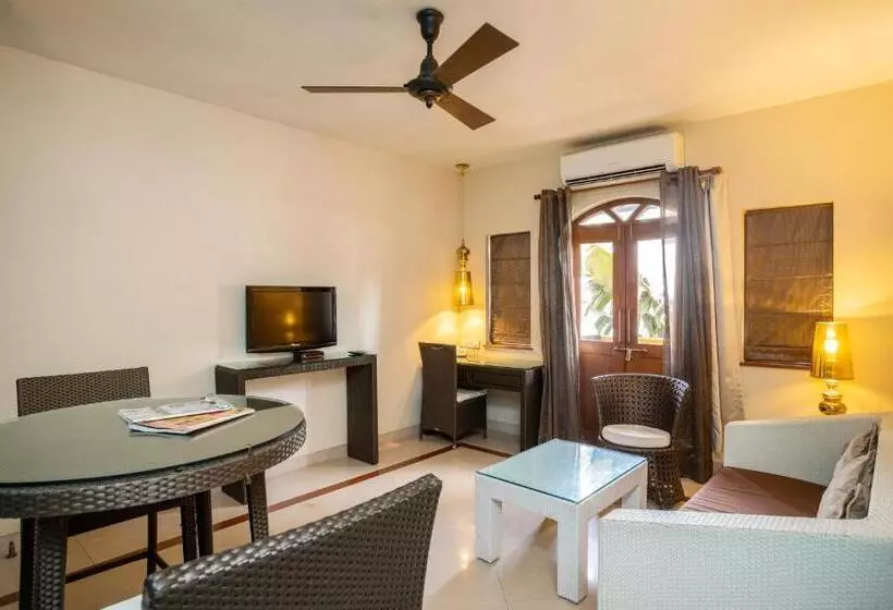 Hotel Coco Goa By Ronne S