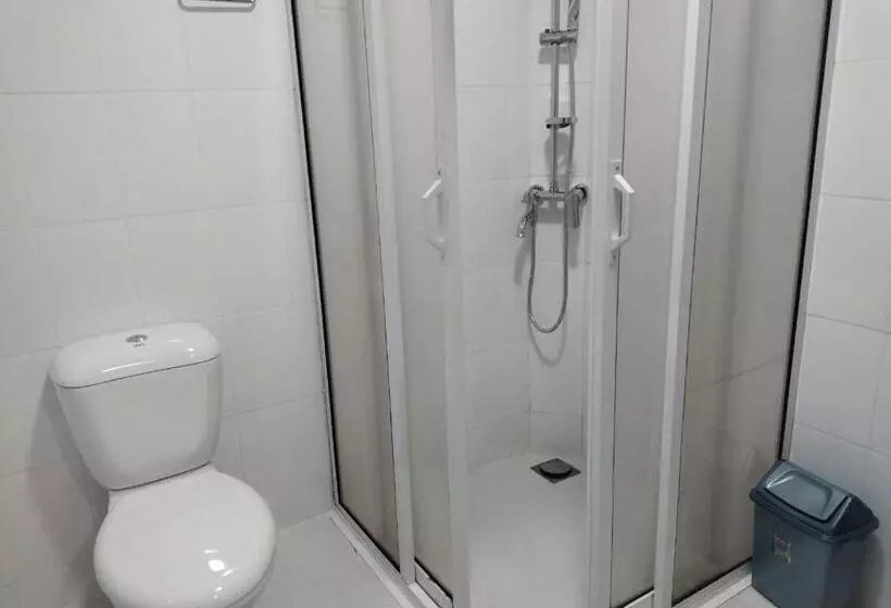 ホテル Dalawella Beach Resort