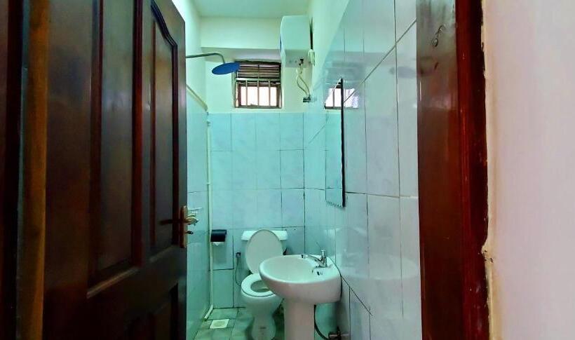 هتل Komar Lira City