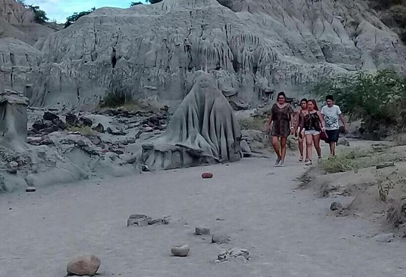 هتل Posada Turística Noches De Saturno