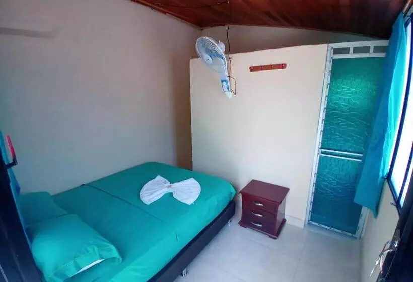 Hotelli Posada Turística Noches De Saturno