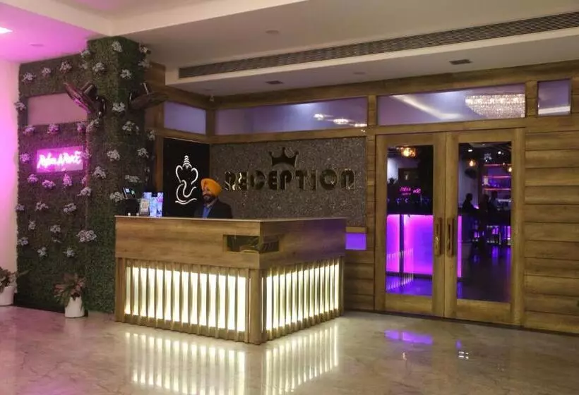 Hotel Royal