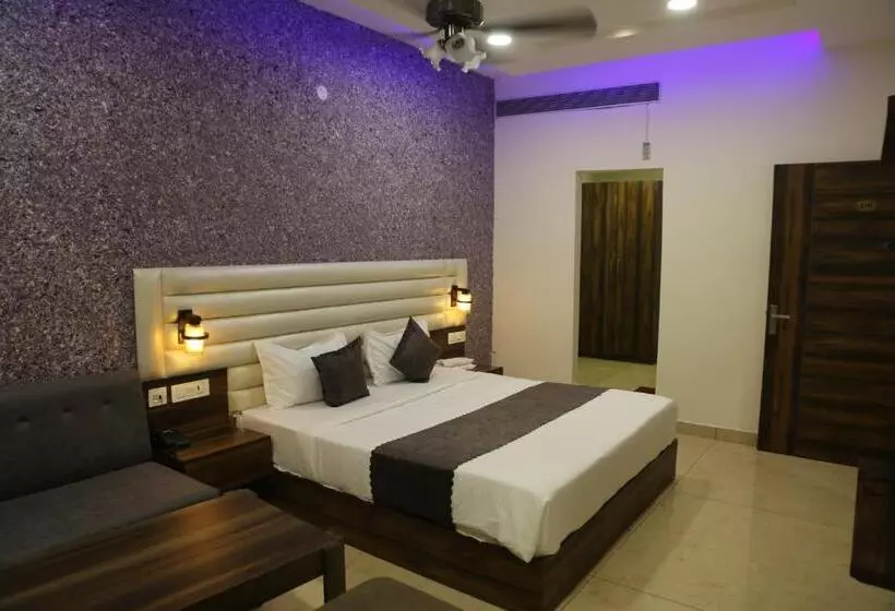 Hotel Royal