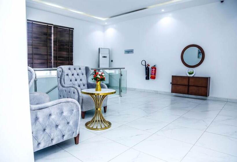 هتل Stratton 38 Asokoro