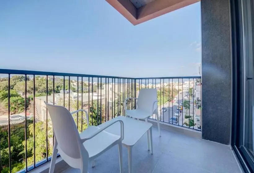 Mayfair By Premier Suites Mt