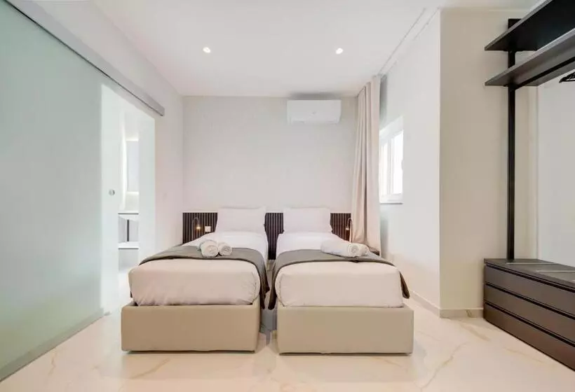 Mayfair By Premier Suites Mt