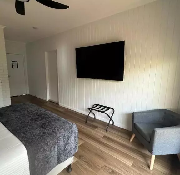 Motelli Burrum Tavern