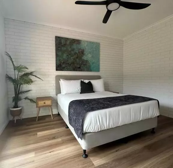 Motelli Burrum Tavern