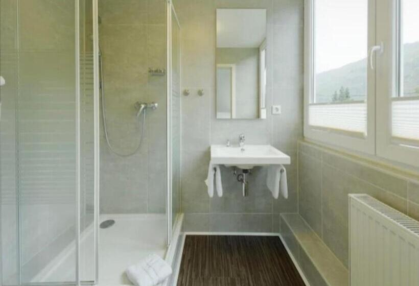 פנסיון Landhauskiebel