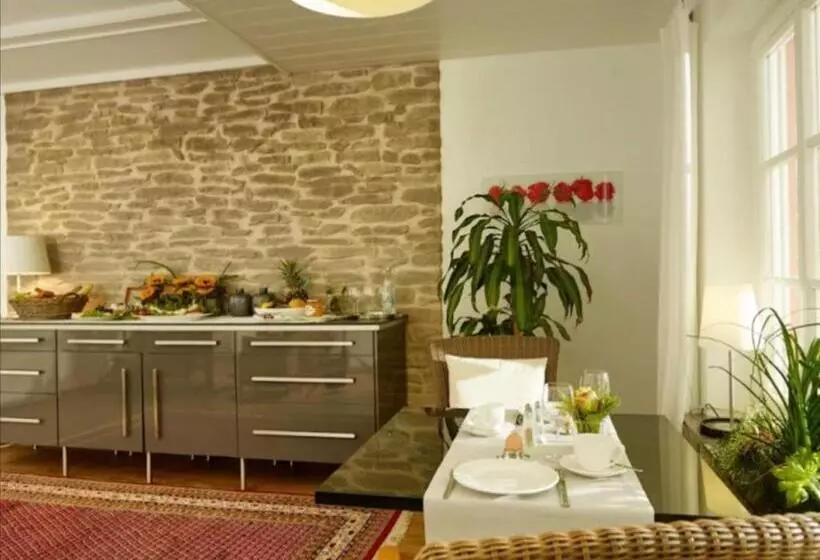 Majatalo Landhauskiebel