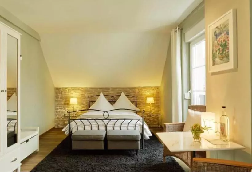 Majatalo Landhauskiebel