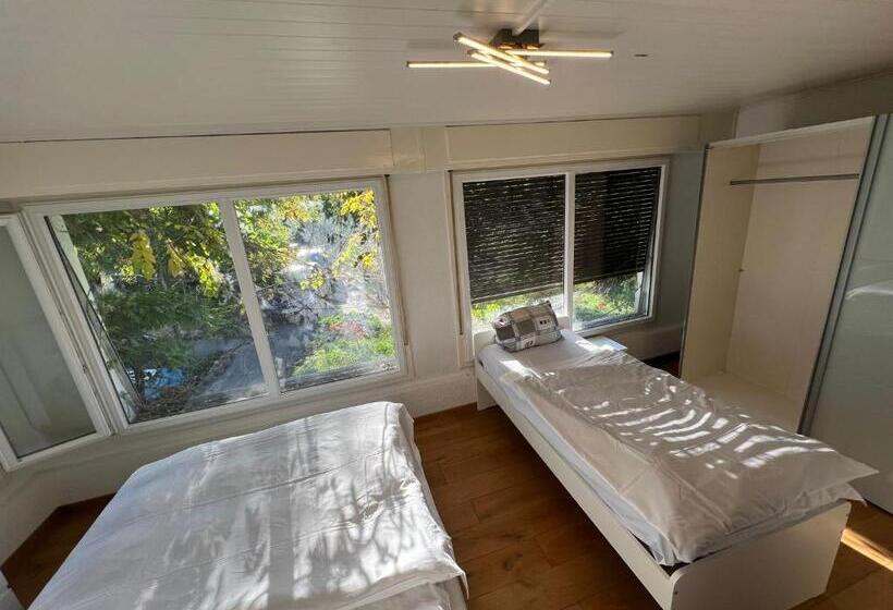 פנסיון Rooms In The Villa Near The Airport, Share Bathroom And Share Kitchen