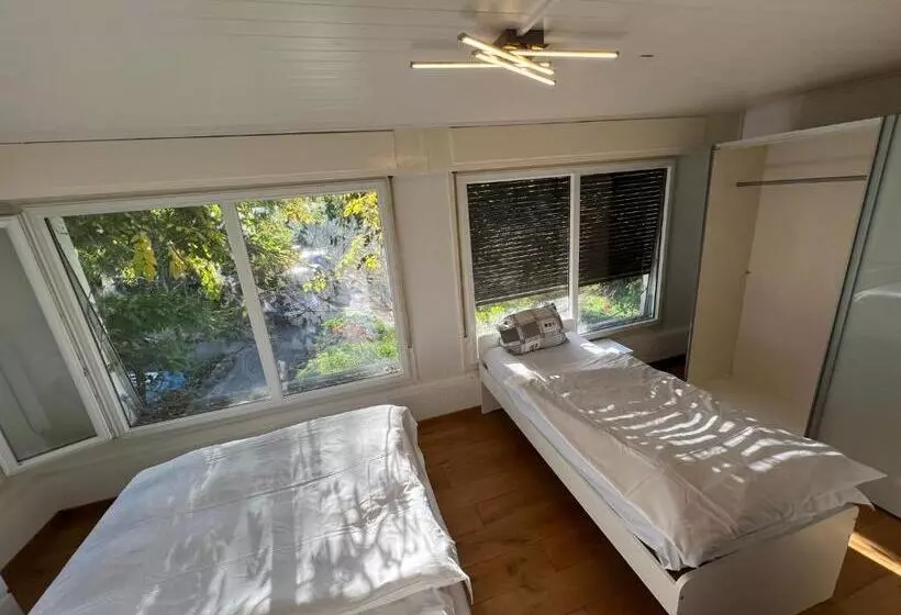 Majatalo Rooms In The Villa Near The Airport, Share Bathroom And Share Kitchen