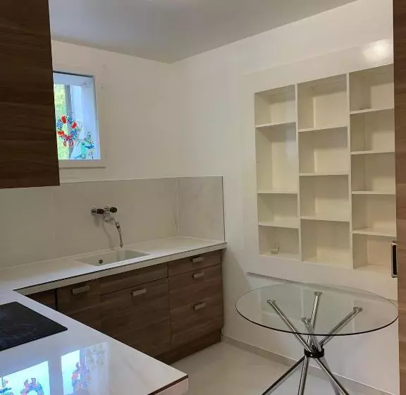 Majatalo Rooms In The Villa Near The Airport, Share Bathroom And Share Kitchen