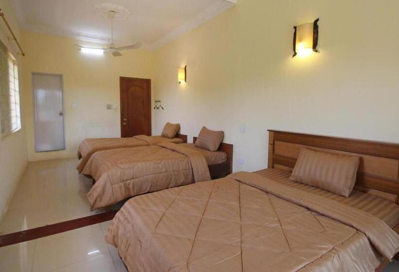 The Pig Pen Hostel & Bbq