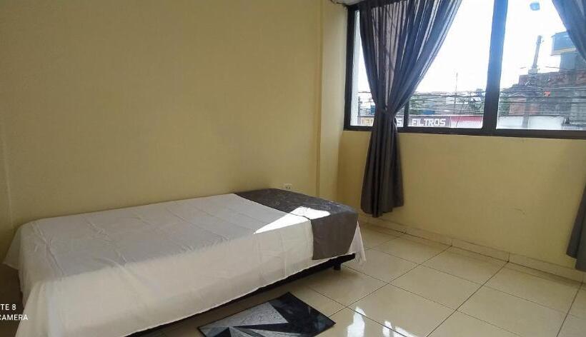 هاستل Cocora Beach