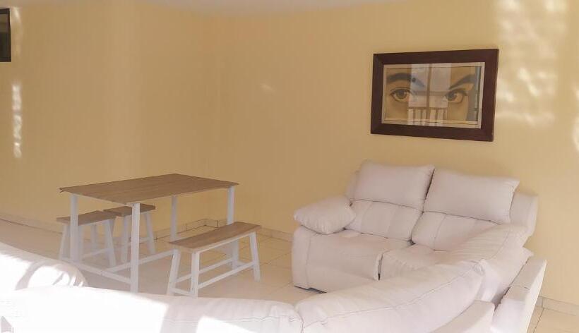 هاستل Cocora Beach